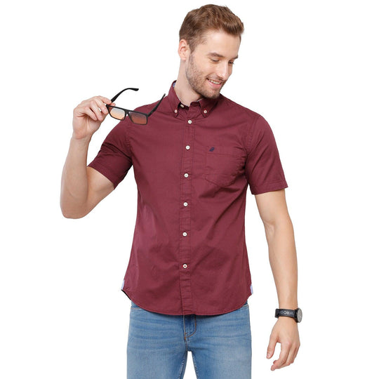 Maroon Solid Casual Shirt Slim Fit