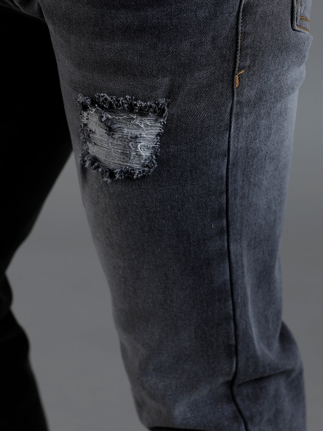 Men Solid Distressed Black Denim