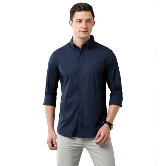Navy Blue Solid Casual Shirt Slim Fit